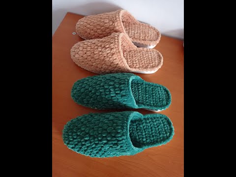 Papuci crosetati de casa