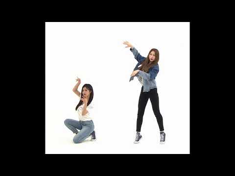 IZ*ONE (아이즈원) - Kang Hyewon (강혜원) Lee Chaeyeon (이채연) 'Violeta' Dance Comparison