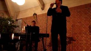 Stig Rossen - Crying In The Chapel - Julen 2009 - (olinerne.dk)