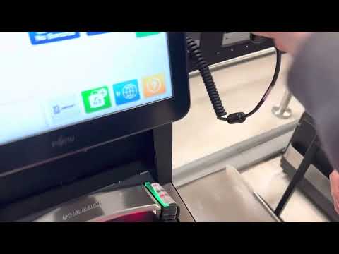 Self check-out YIG: carne e bananas