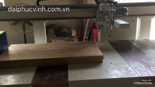 Bàn Giao Máy Đẩy Ván, Bàn Nâng Hạ Tự Động Thông Minh