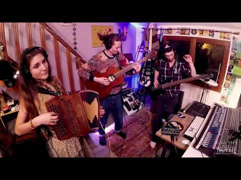 YOUTHIE MEET. ALKEMIST - NOMAD SPIRIT LIVE SESSION