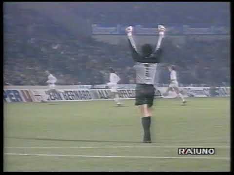 23/11/1988 Uefa Cup Round 3 1st leg BORDEAUX v NAPOLI