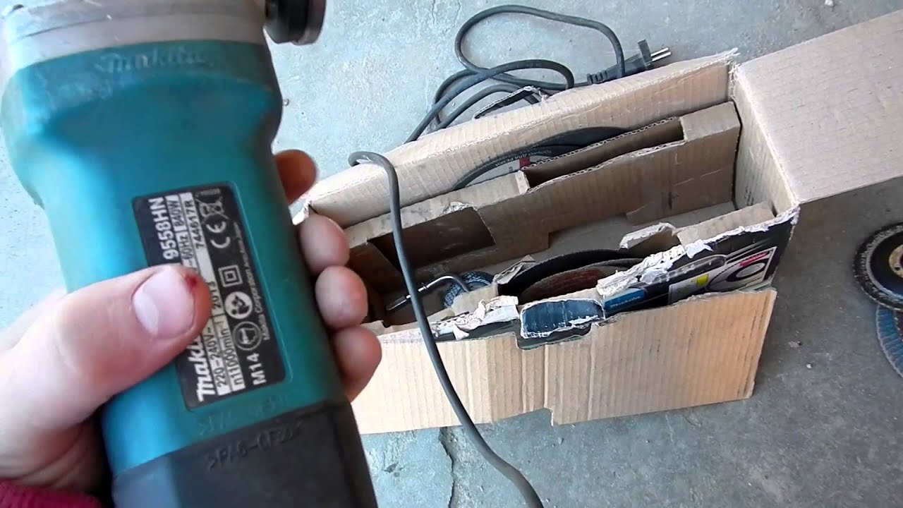 Углошлифовальная машина Makita 9558HNZ  840Вт 11000об/мин 125мм без круга