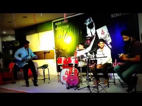 Âkshay Haal-e-dil (Murder 2) LIVE AT OMAXE MALL PATIALA