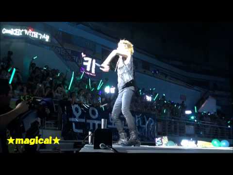 110820 SHINee 1st concert in Nanjing Taemin of GetDown