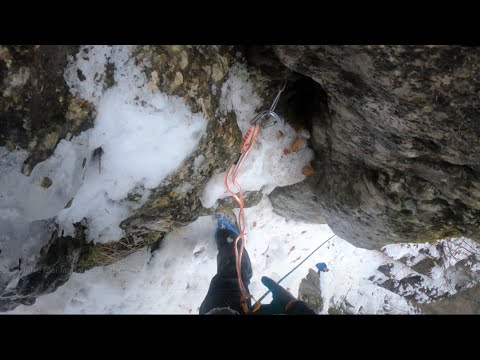 Valea Seacă dintre Clăi