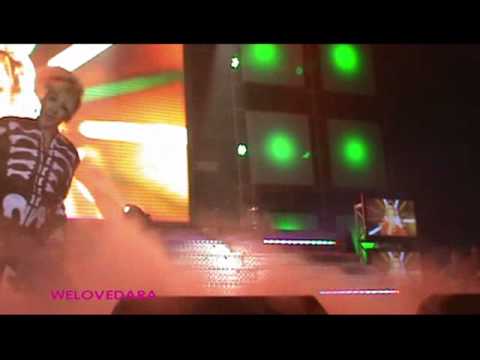 [FANCAM] 110604 THE PARTY - 2NE1 Fire