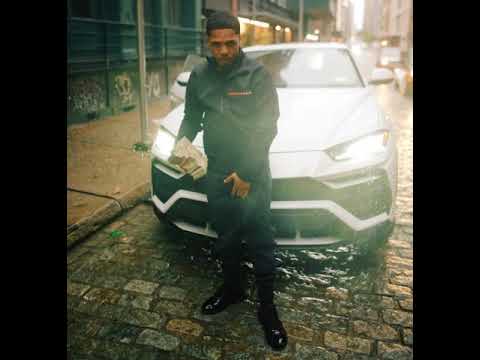 Young zay x Hammer ( official audio unreleased)