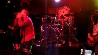 &quot;Venus Man Trap&quot; by On The Anvil [Live].AVI