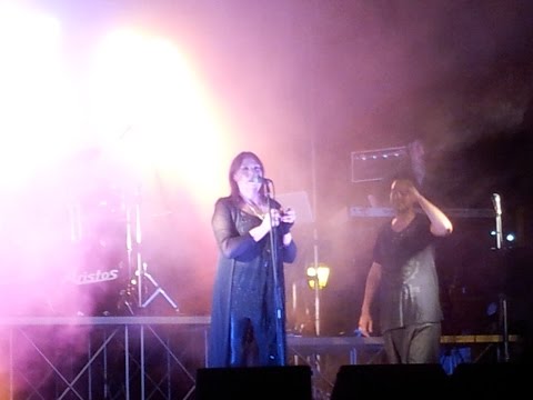 Comprami - Viola Valentino (live a Barcellona P.G. 25 Luglio 2015)