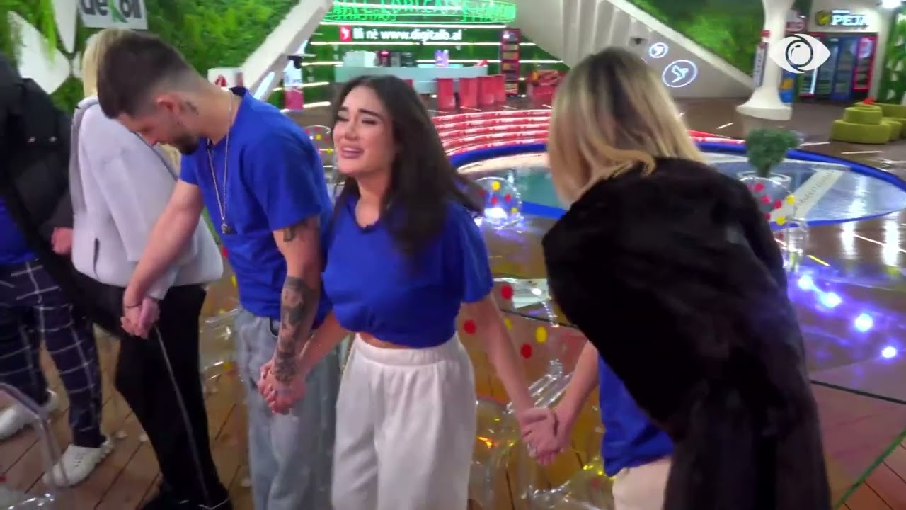 Do na bëhet dora me djersë nga qejfi/ Miri i drejtohet grupit të tij