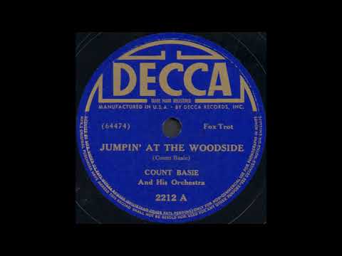 JUMPIN' AT THE WOODSIDE / COUNT BASIE And His Orchestra [DECCA 2212 A]