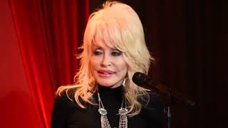 Dolly Parton and Linda Perry perform "Girl in the Movies"
