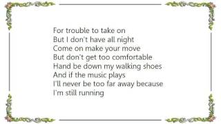 Band de Soleil - Shadow on the Wall Lyrics