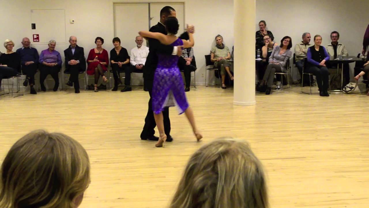 Frank Obregón y Jenny Gil "Junto a tu Corazón"