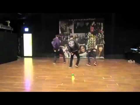 120415 Exo-K Kai and Super Junior Eunhyuk