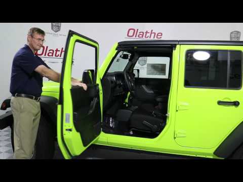 How to remove doors off Jeep Wrangler Tutorial