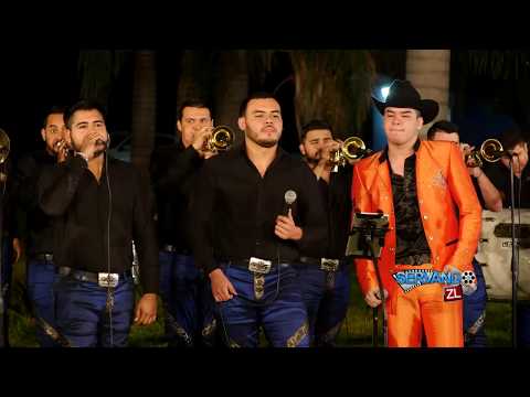 Alex Quintero Ft. Banda Renovacion - El Gerente (En Vivo 2016)