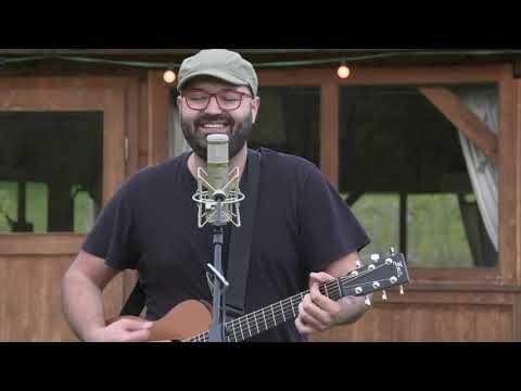 @vizifromtransylvania - The happy morning song (live looping)