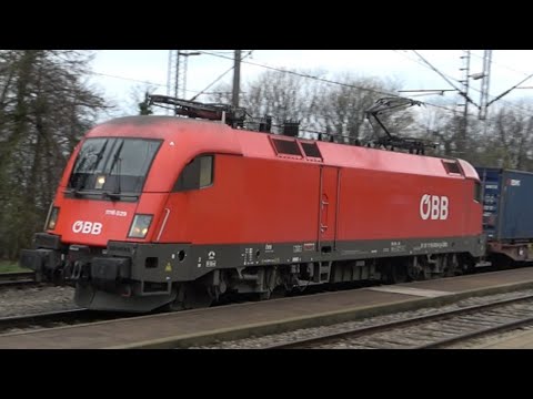 OBB freight intermodal train, Locomotive: ES 64 Taurus 9181 1116 029-0, Skrad 19.3.2023