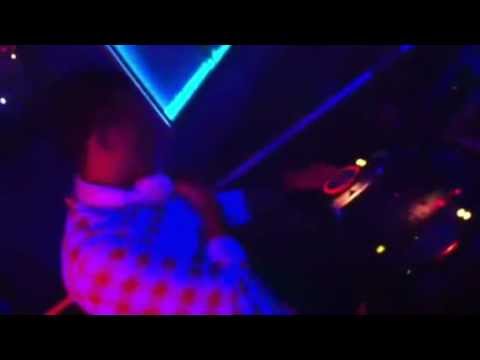 Dj Kimbaland Live in der Fun Arena.MOV