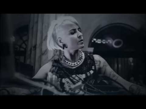 BLANCAH dropping 'Hollow (Morttagua Remix)' Live @Noon - Rio