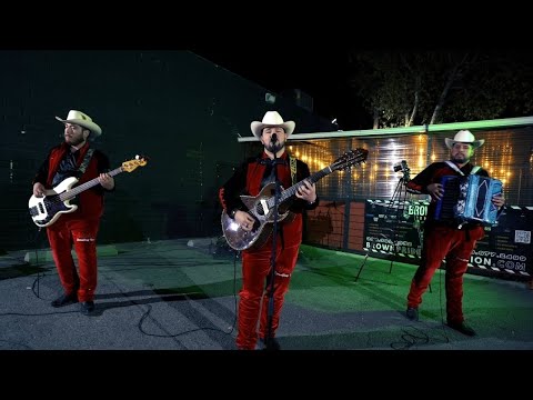 Los De La Vieja Escuela - Tio Lako (En Vivo) 2025