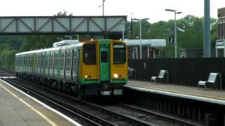 preview picture of video 'Class 313's at Polegate 30/05/2010'