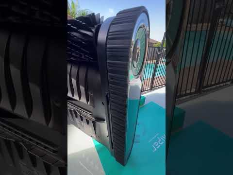 Aiper Scuba S1 Robotic Pool Cleaner user video 2