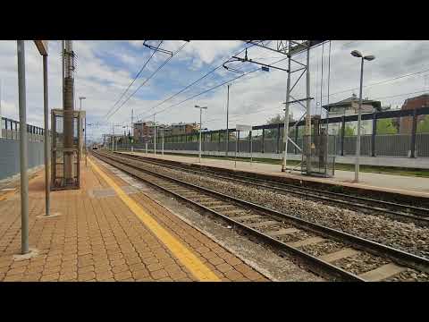 Lis 436 in transito alla stazione di Collegno