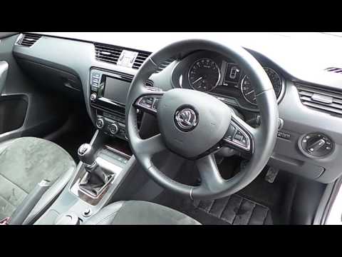 151D4944 - 2015 Skoda Octavia ELEGANCE 2.0TDI 150HP MOTOR TAX 190 25,950