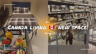 Canada living: setting up my new apartment, empty space. Home shopping.