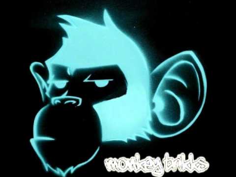 Example vs Afrojack - No Beef Changed The Way You Kissed Me (Monkey Trikks Mashup)