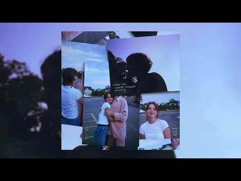 Lizzy McAlpine - When The World Stopped Moving (Official Audio)