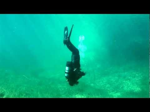 Trockentauchen Kopfstand