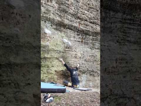 Dívka, co spí jen tak 7A