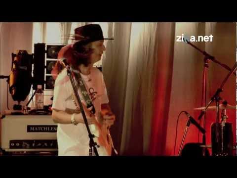 download lagu mp3 mp4 By Char, download lagu By Char gratis, unduh video klip Download By Char Mp3 dan Mp4 Music Gratis