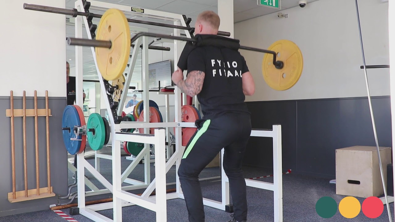 Video thumbnail: Safety squat bar — instructievideo