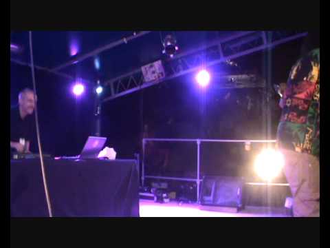 GENERAL LEVY & DJ KAFRA extrait du LIVE IN SUMMER VIBES in CONCOULES 18 08 2012