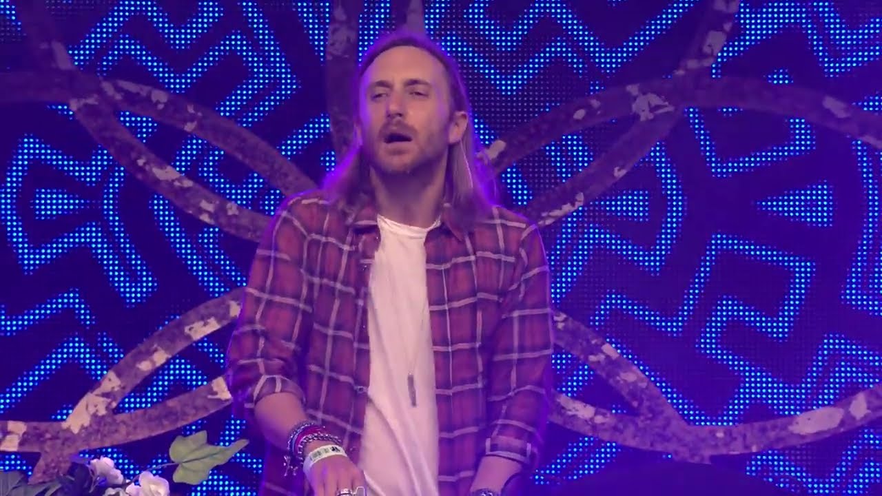 Throwback to David Guetta, Tomorrowland 2016