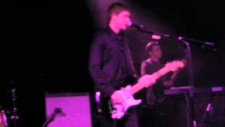 Paul Banks - Lisbon &amp; Over my shoulder (18/02/13 Kosmonavt, Saint-Peterburg)