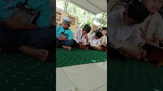 Download lagu kegiatan anak madrasah Al Husna sabichis kp Kepuh,anyer -banten mp3
