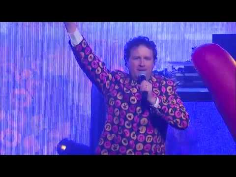 Het feestteam op het 17e "Alle Belgen" festival 2018 Nieuwrode