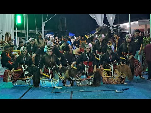 Spektakuler  Warok Tumenggung WMT Wahyu Mudho Tumurun ft Jaranan Kreasi Pringapus live Klepu