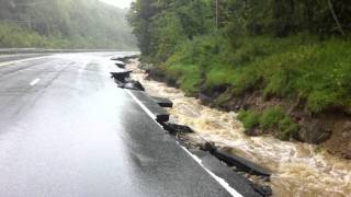 preview picture of video 'Route 4 after Hurricane Irene - Killington, VT'