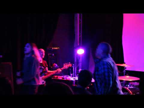 Elephants  (FR) Feat. Thiago Monstrinho From Worst (BRA)