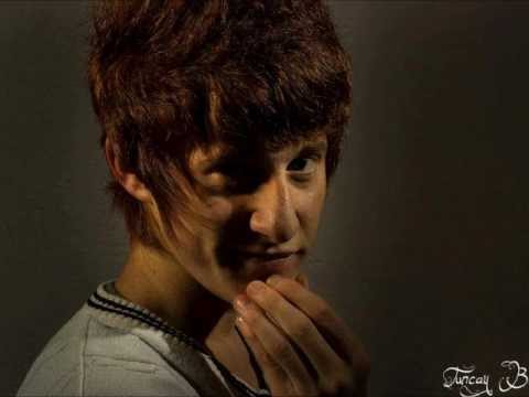 Maça ft. Refrain - Beni Unutma