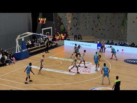 N2 (J12) : US LAVAL - POISSY (58-83). Le résumé