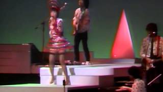 早見優　LIVE1985「SATAND UP」「DAYBREAK」